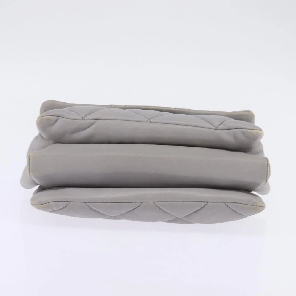 Salvatore Ferragamo Chain Vala Shoulder Bag Leather Gray Gold Auth 147515 - Picture 6 of 16